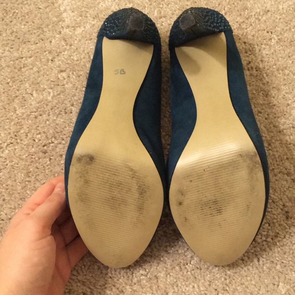 💙 Blue Suede pumps from Nine West 💙 - Picture 4 of 8